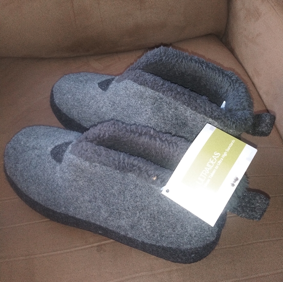 🎉HP🎉 NWT Men's Bootie Slippers - Picture 2 of 3